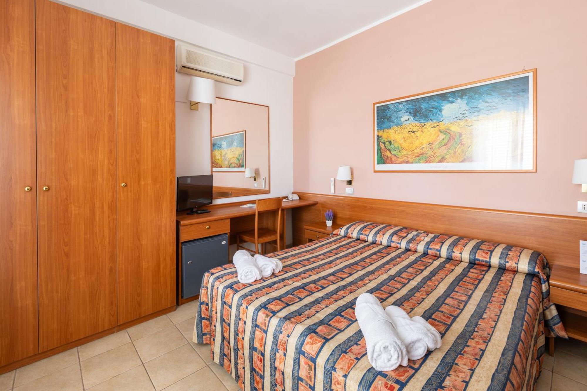 Hotel Palme Gemelle ヴィエステ エクステリア 写真