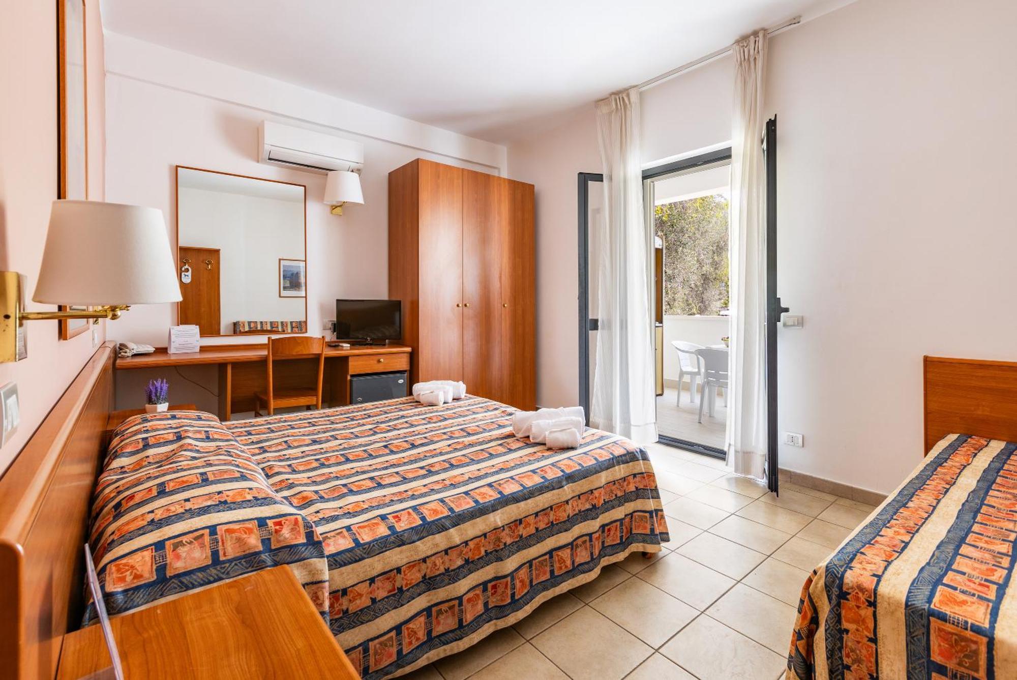 Hotel Palme Gemelle ヴィエステ エクステリア 写真
